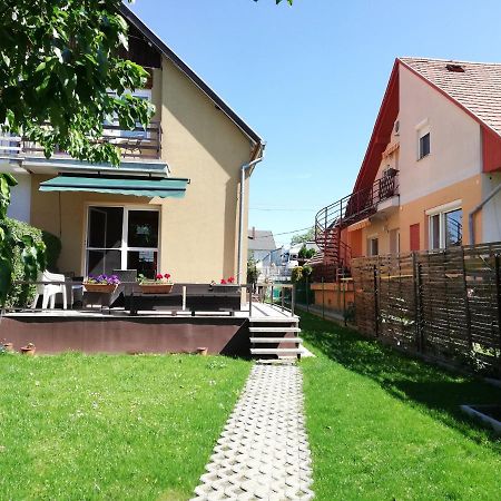 Happy Home Apartman Gyenesdias Exterior photo
