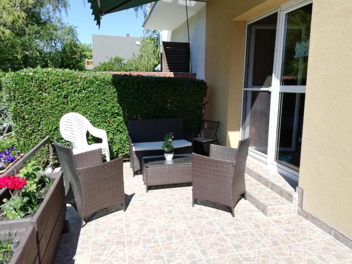 Happy Home Apartman Gyenesdias Exterior photo